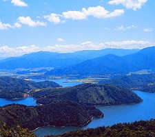 經典北陸ｘ京都紅葉名所 世界遺產白川鄉合掌村 鶴仙溪 京都哲學之道 金澤兼六園 三方五湖 溫泉5日