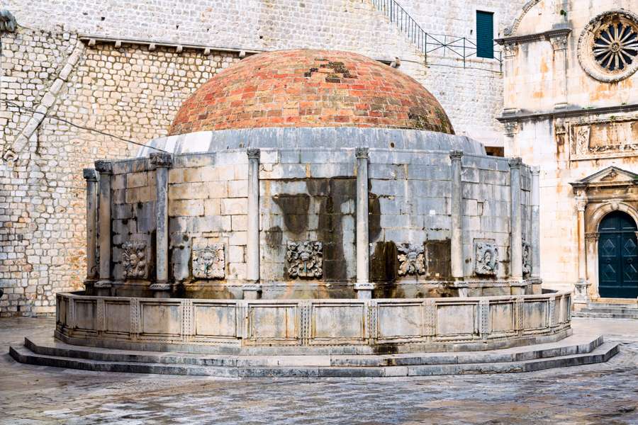 大歐諾弗利歐噴水池