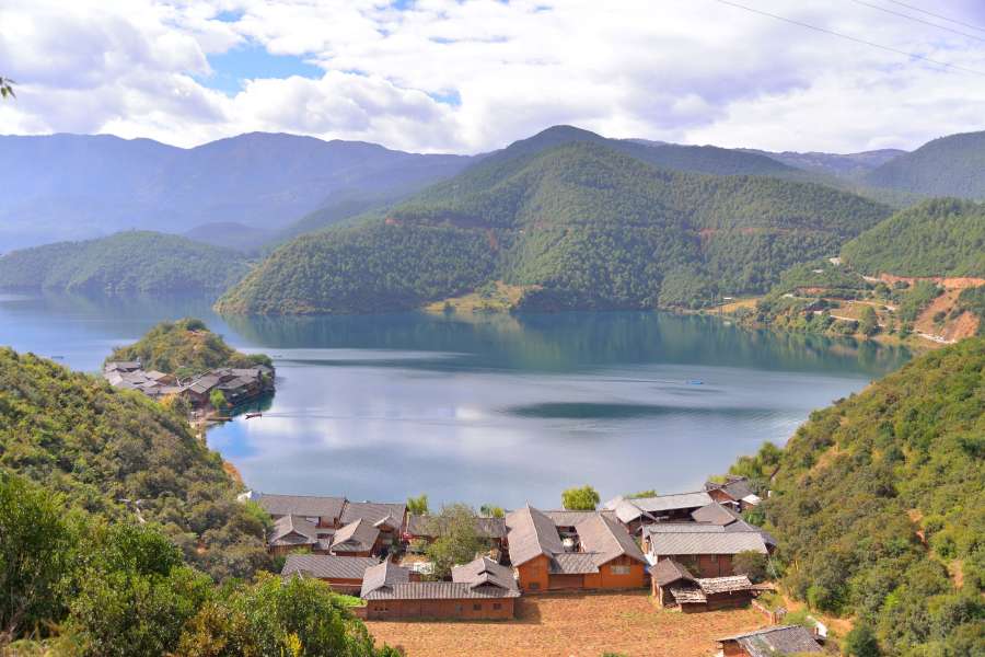 瀘沽湖