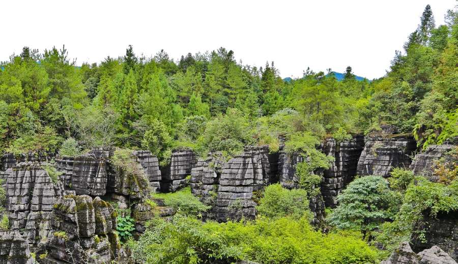 梭布埡石林