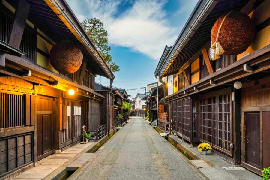 高山上三之町